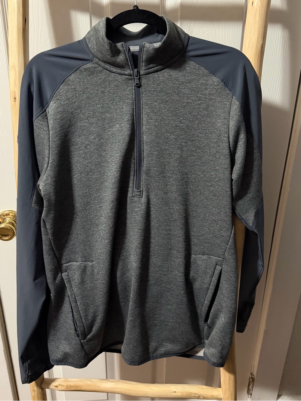 Under Armour Men's Heather Charcoal Quarter-Zip Pullover with Slate Sleeves